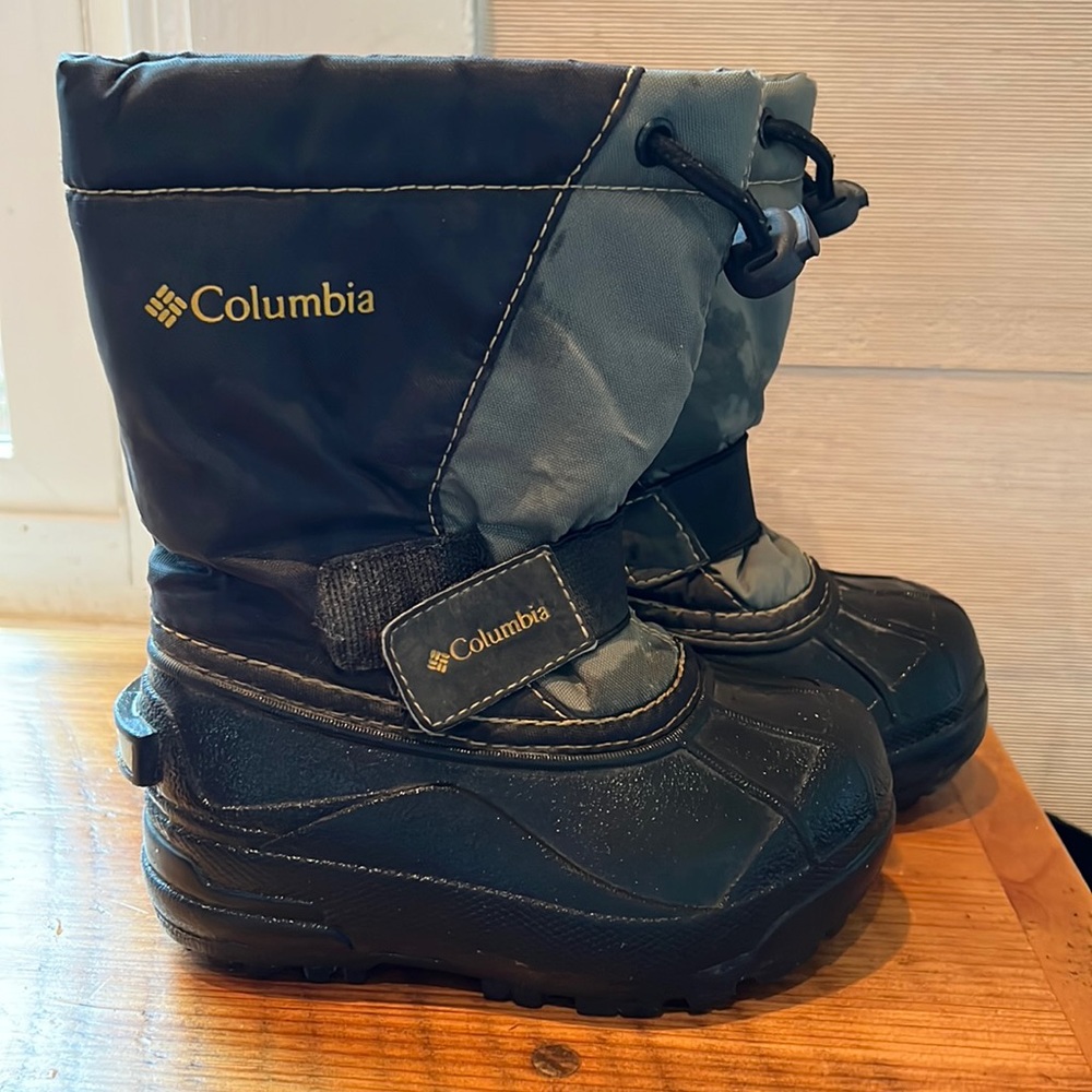 Columbia Toddler Snow Boots with removable liner